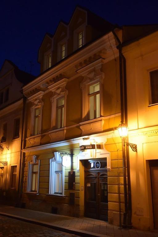 Hnizdo Snu Hotel Hradec Kralove Exterior photo